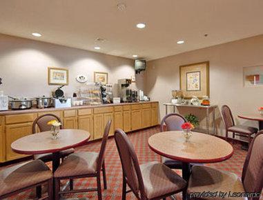 Super 8 By Wyndham Winfield-quail Ridge Area 2*